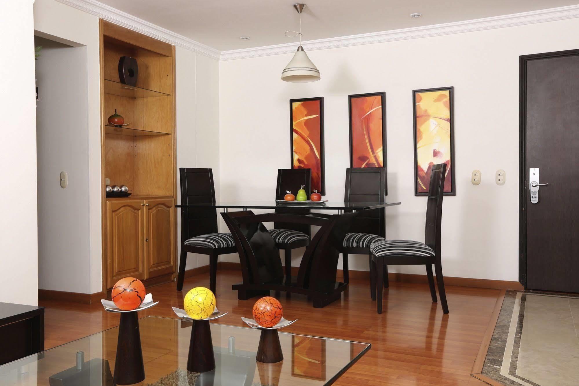 Hotel Suites 108 Bogotá Esterno foto