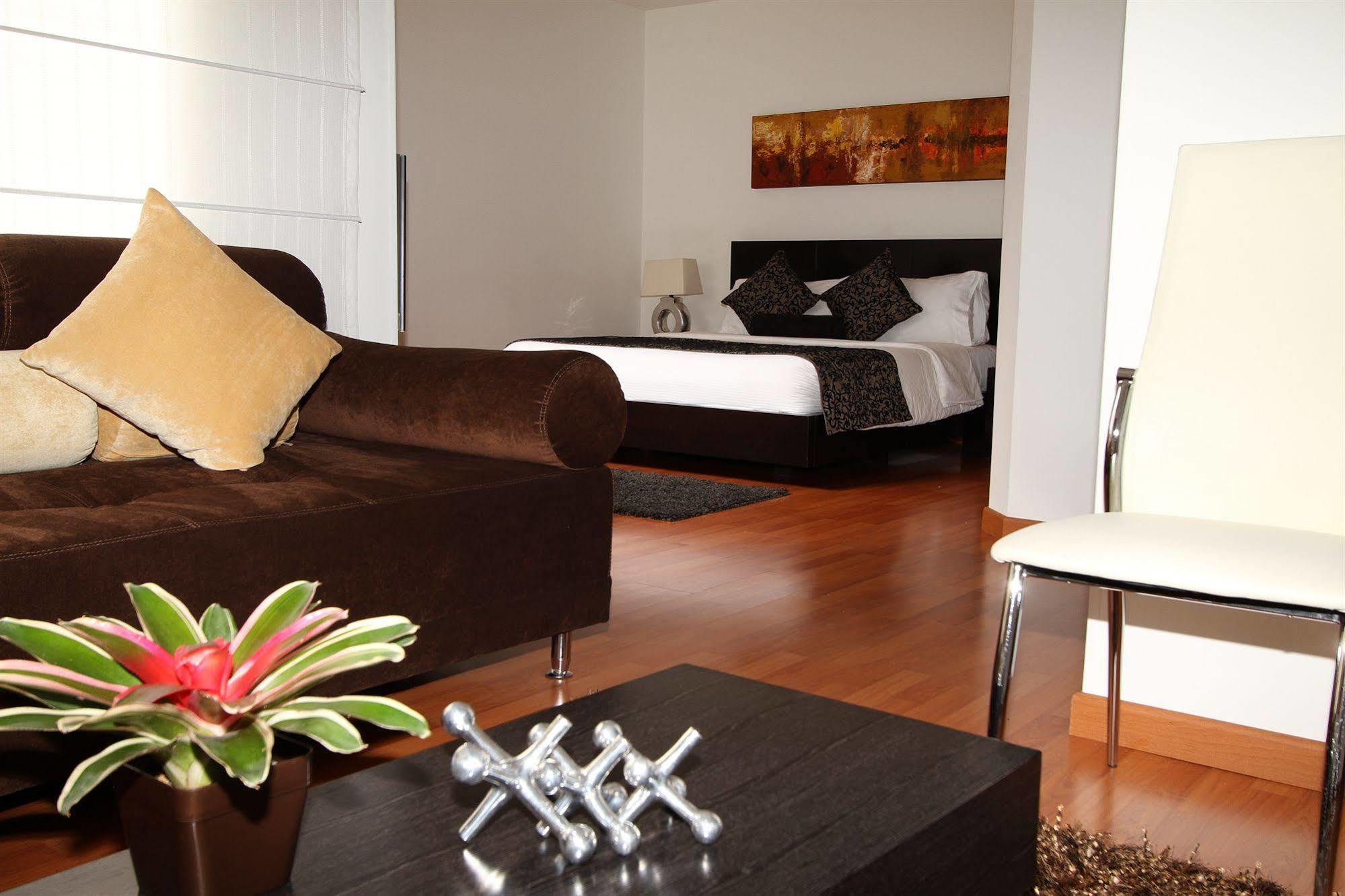 Hotel Suites 108 Bogotá Esterno foto